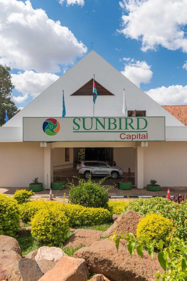 Hotel Sunbird Capital Lilongwe Esterno foto