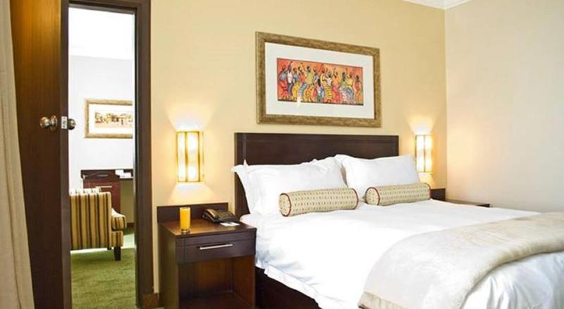 Hotel Sunbird Capital Lilongwe Esterno foto